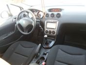 Peugeot 408 Фото № 8 из 9