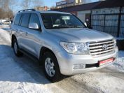 Toyota Land Cruiser 200 Фото № 3 из 12