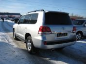 Toyota Land Cruiser 200 Фото № 6 из 12