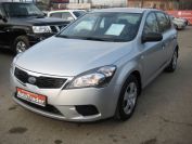 KIA Cee'd Фото № 1 из 13