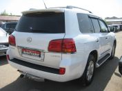 Lexus LX570 Фото № 4 из 15