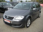 Volkswagen Touran Фото № 1 из 10