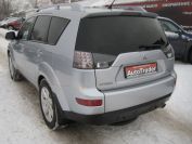 Mitsubishi Outlander XL 2.4 Фото № 6 из 14