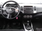 Mitsubishi Outlander XL 2.4 Фото № 10 из 14