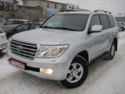 Toyota Land Cruiser 200 Фото № 1 из 14