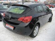 Opel Astra J Фото № 4 из 13