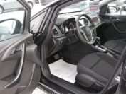 Opel Astra J Фото № 8 из 13