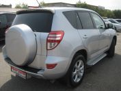 Toyota RAV4 Фото № 4 из 16