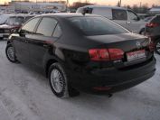 Volkswagen Jetta 1.6AT Фото № 6 из 15