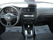 Volkswagen Jetta 1.6AT Фото № 10 из 15