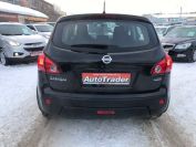 Nissan Qashqai 2.0 Фото № 5 из 13