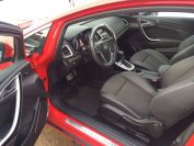 Opel Astra GTC Фото № 9 из 20