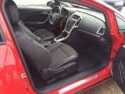 Opel Astra GTC Фото № 14 из 20