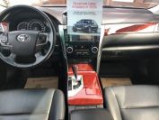 Toyota Camry 2.5 Фото № 12 из 17