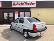 Renault Logan 1.6 Фото № 6 из 18