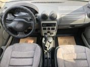 Renault Logan 1.6 Фото № 10 из 18