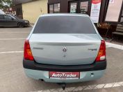 Renault Logan 1.6 Фото № 5 из 17