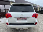 Toyota Land Cruiser 200 Фото № 5 из 22