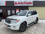 Toyota Land Cruiser 200 Фото № 1 из 22