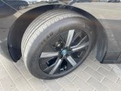 BMW iX xDrive40 Фото № 13 из 44