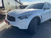 Infiniti FX37S Фото № 13 из 34