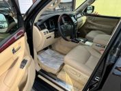 Lexus LX570 Фото № 18 из 27