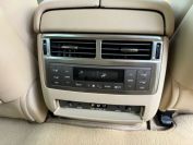 Lexus LX570 Фото № 15 из 27