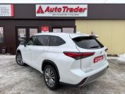 Toyota Highlander 2.0T AWD Premium Фото № 6 из 35