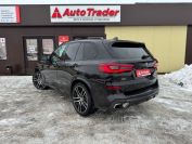 BMW X5 M50d Фото № 6 из 37