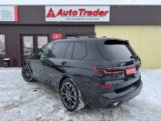 BMW X7 40d M Sport Pro Фото № 6 из 35