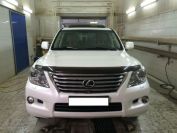 Lexus LX570 Фото № 2 из 15