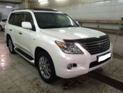 Lexus LX570 Фото № 3 из 15